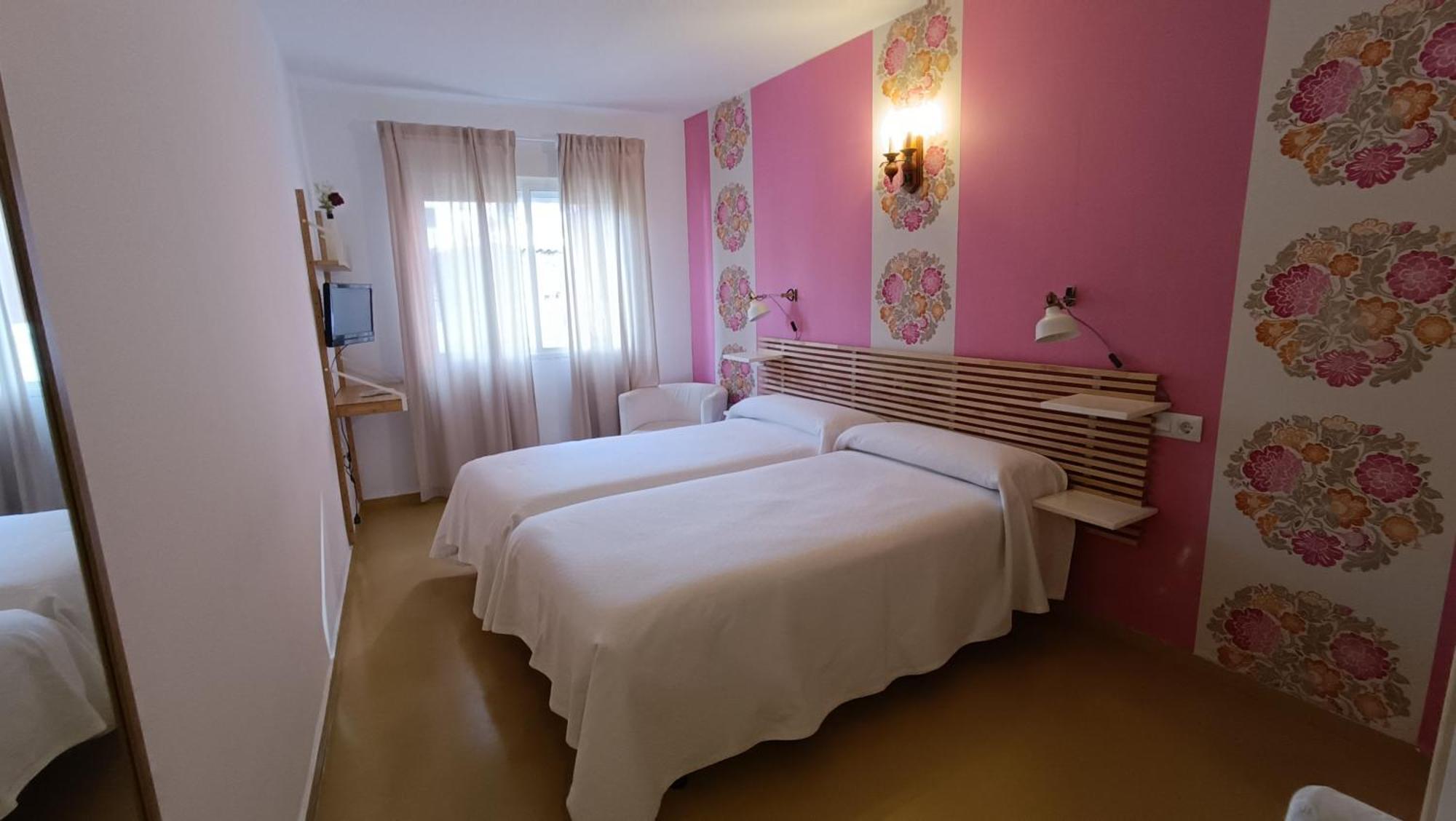 Hotel Rural Martin Banos De Montemayor Exteriör bild