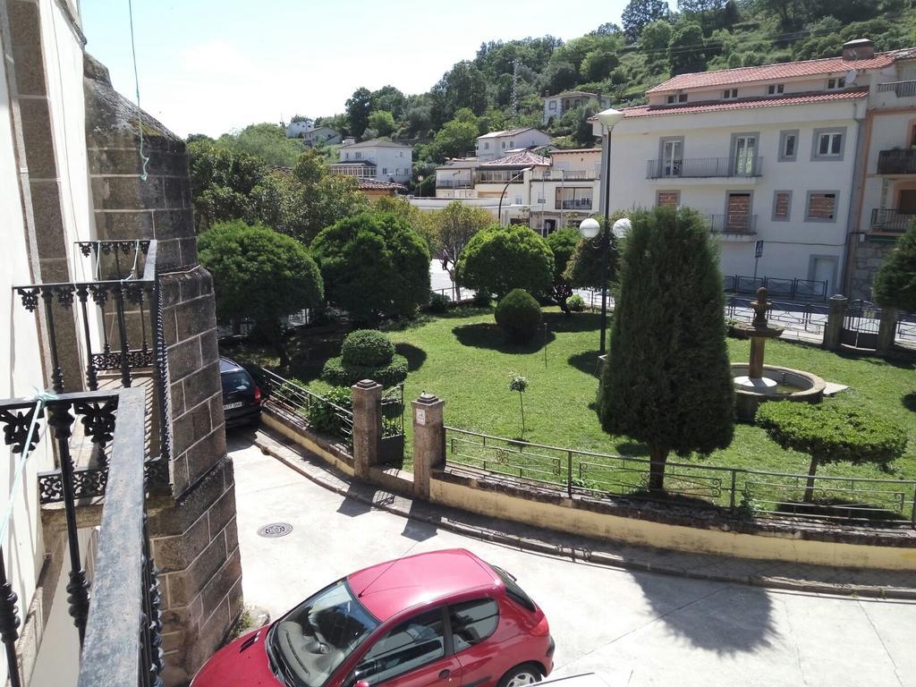 Hotel Rural Martin Banos De Montemayor Exteriör bild